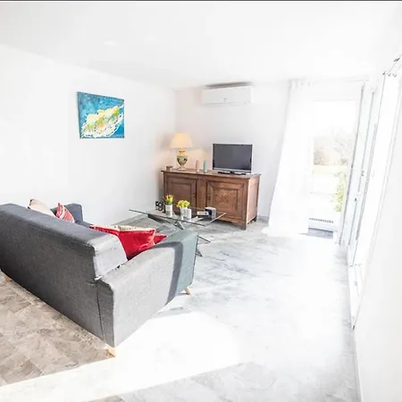 New Le Moon Beach-terrasse-piscine-garage-bord De Mer-cohoteconciergerie Motte * La Grande-Motte