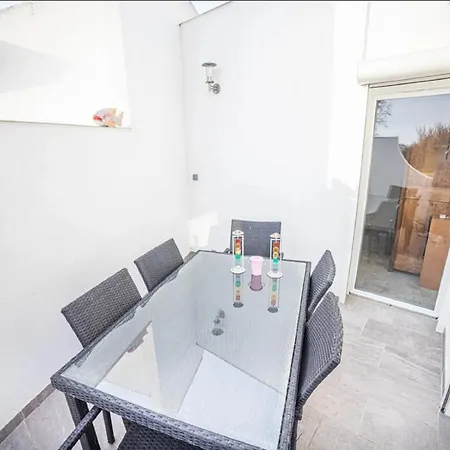 Apartment New Le Moon Beach-terrasse-piscine-garage-bord De Mer-cohoteconciergerie Motte La Grande-Motte